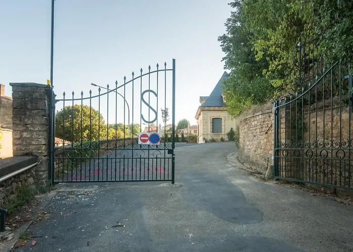 Open Sun Avec Jacuzzi Privatif Et Parking Prive Sarlat-la-Canéda